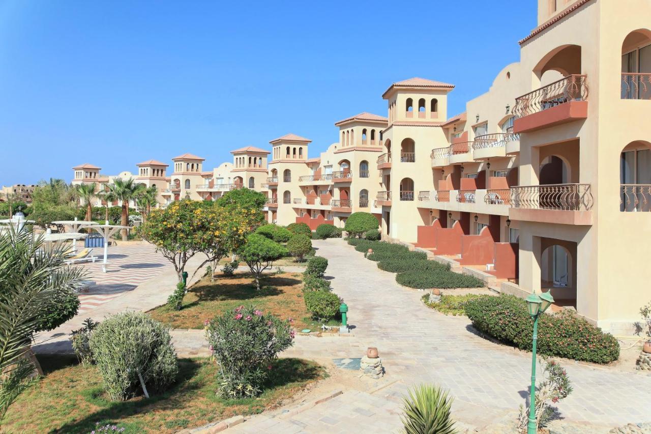 Pensee Royal Garden Beach Resort El Qoseir Exterior photo